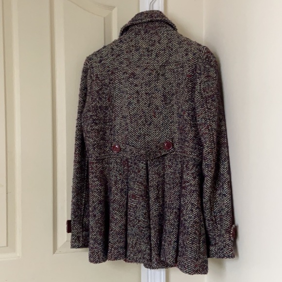 Herringbone women’s pea coat with back ruffle detail - Picture 2 of 5